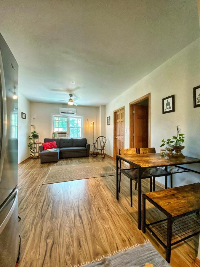 Giriraja Ashraya Apartment Moundsville Ngoại thất bức ảnh